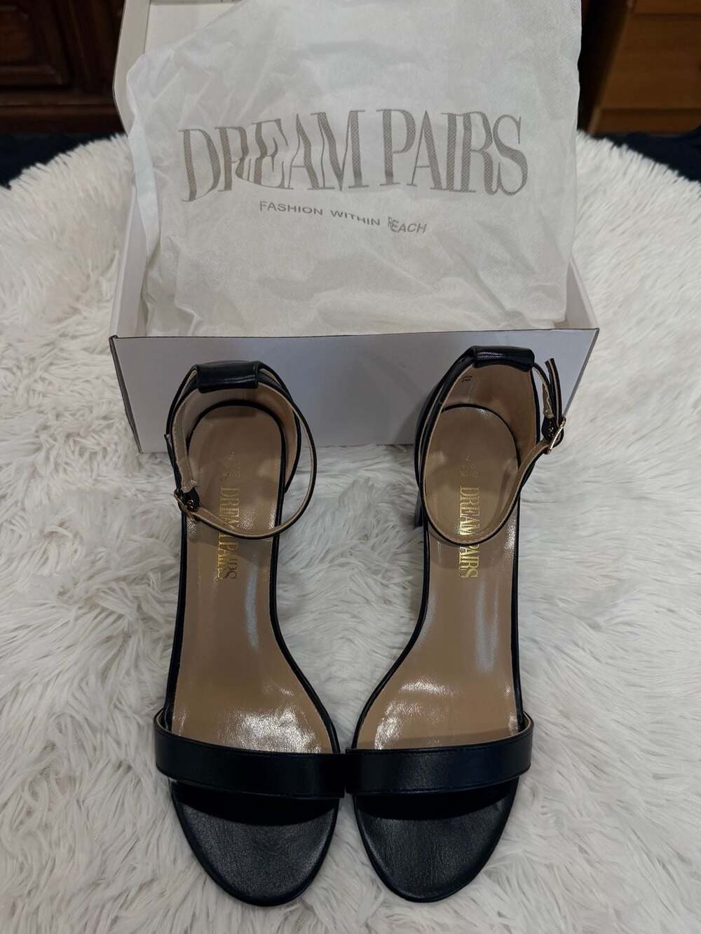Dream Pairs Women's Black Low-Chunk Heel Ankle Strap Pump Sandals